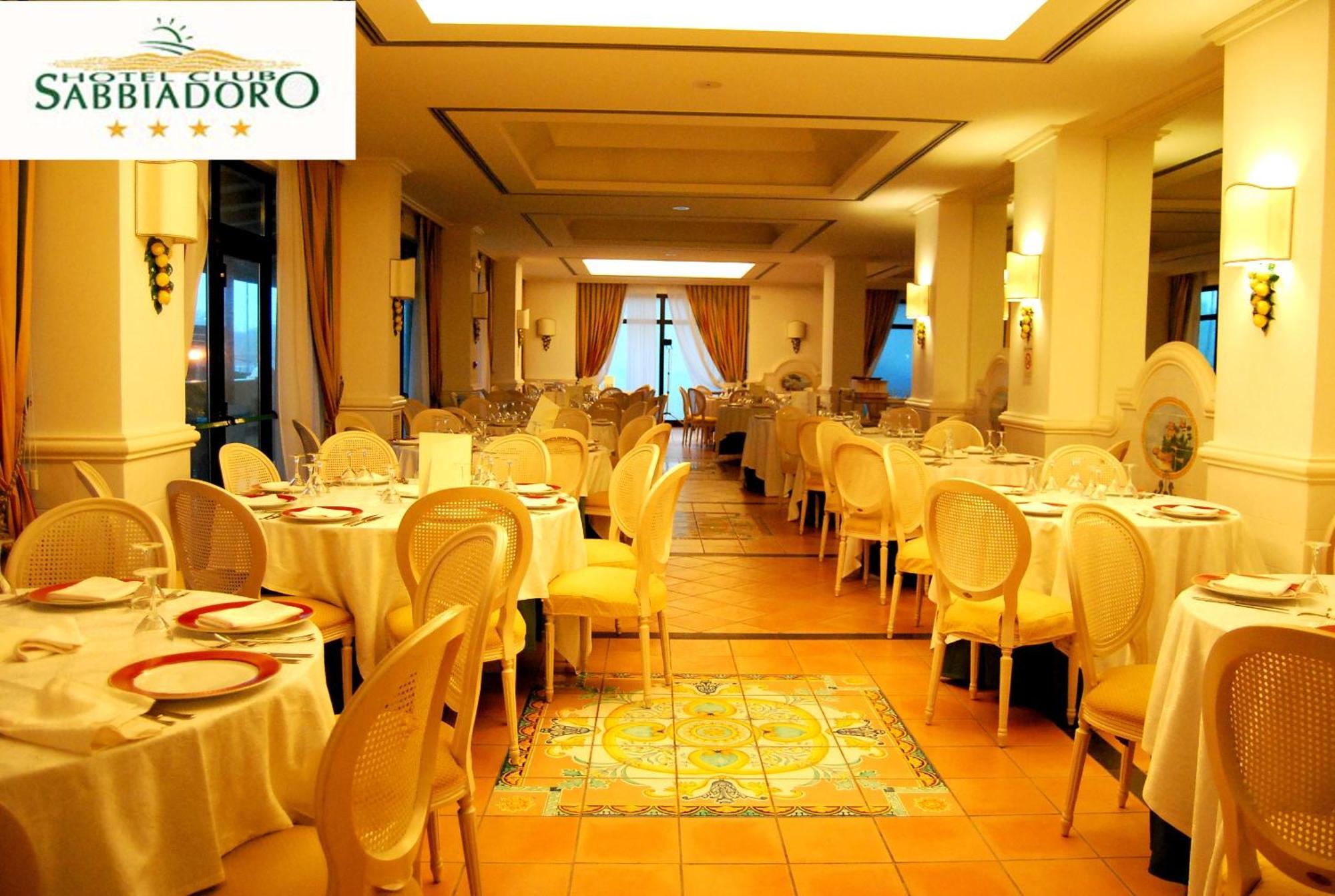 Hotel Club Sabbiadoro ياتّيباليا المظهر الخارجي الصورة